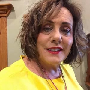 Meet your Posher, Pam